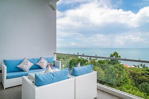 Top Floor 2 Bed Sea View Apartment KBR38