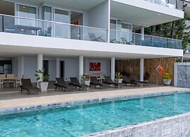 Top Floor 2 Bed Sea View Apartment KBR38