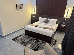 El-Patevadan Hotel and Suites