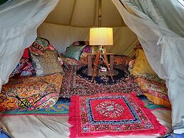 Camp Oak View