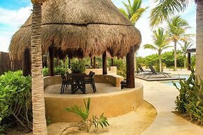 Eubea Luxury beachfront Penthouse