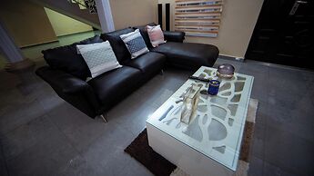 Private Home Lodge
