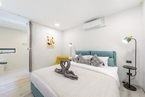 Unique Townhouse Pool Slide Access