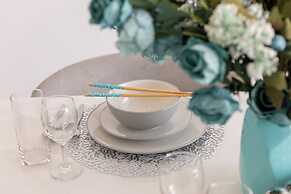 Unique Townhouse Pool Slide Access