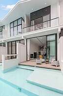 Unique Townhouse Pool Slide Access