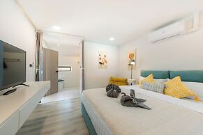 Unique Townhouse Pool Slide Access