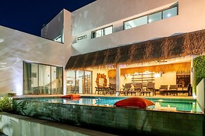 Tropical3Bed PoolVilla in PlaiLaem KBR42