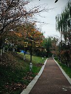 Qichi Waterfront B&B Hotel