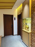 Qichi Waterfront B&B Hotel