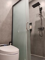 Qichi Waterfront B&B Hotel