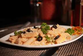 DALLAS EXPRESS HOTEL