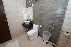 DALLAS EXPRESS HOTEL