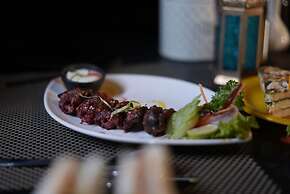 DALLAS EXPRESS HOTEL