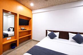 Ramma TheHotel - Nakki Lake -200mtr