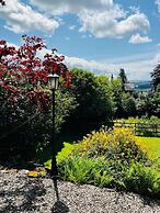 Dungora House
