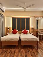 HOTEL KARAN PALACE