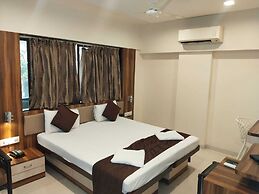 HOTEL KARAN PALACE