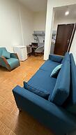Weekend Hotel
