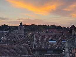 Le Saint-Georges