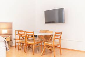 Charming 3BR Apt in Central Vienna