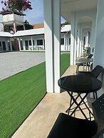 17 Garden