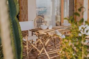 Moll Petit Apartments
