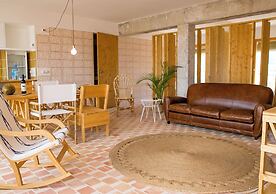 Moll Petit Apartments
