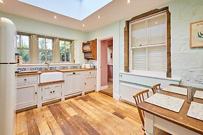 Host Stay Sonsy Cottage