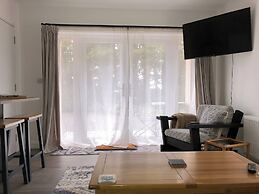 Apartment Bushmills Hideaway, Parking,pets Allowed