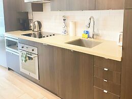 300 Front Luxury Condos