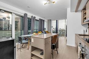 300 Front Luxury Condos