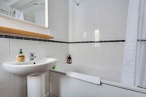 Central Oxford Oasis - Close to Colleges Shops