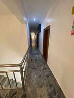 Chateau De LaRay Hotel Apo