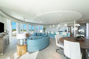 Ellipse Resort, Grace Bay