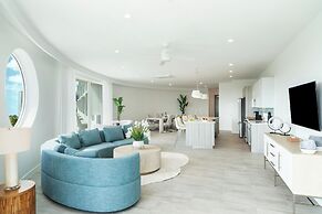 Ellipse Resort, Grace Bay