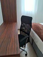Apto Prédio Costa 1 c/ garagem no centro