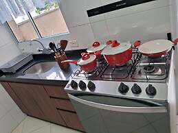 Apto Prédio Costa 1 c/ garagem no centro