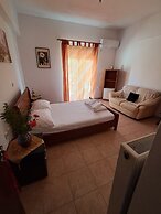 Galinis Rooms