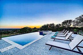 A Thousand Stars: Pool+hot Tub, Views