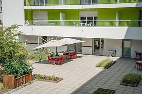 Quality Suites Clermont-Ferrand Stadium