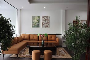 The Grand Diamond C Hotel