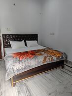 Shree Shyam Paying Guest House