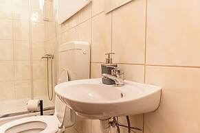 1BR Apt Near Westbahnhof Station