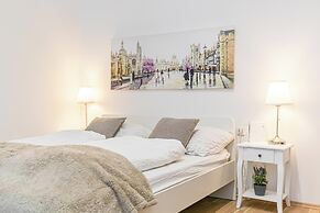 1BR Apt Near Westbahnhof Station