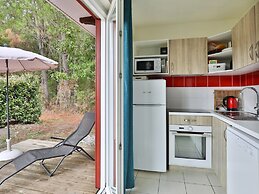 Stylish Villa in Parentis-en-born