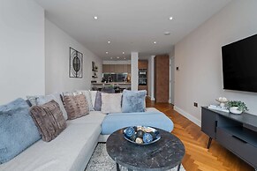 Seraphine Residence - Luxury 1BR Apartment