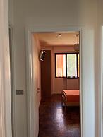 B&B Lary