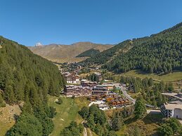 Apartment in Allos With Balcony