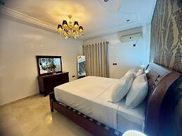 Chic 4BR with Jacuzzi-Fez New City Stay
