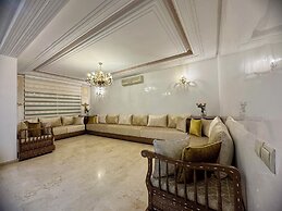 Chic 4BR with Jacuzzi-Fez New City Stay